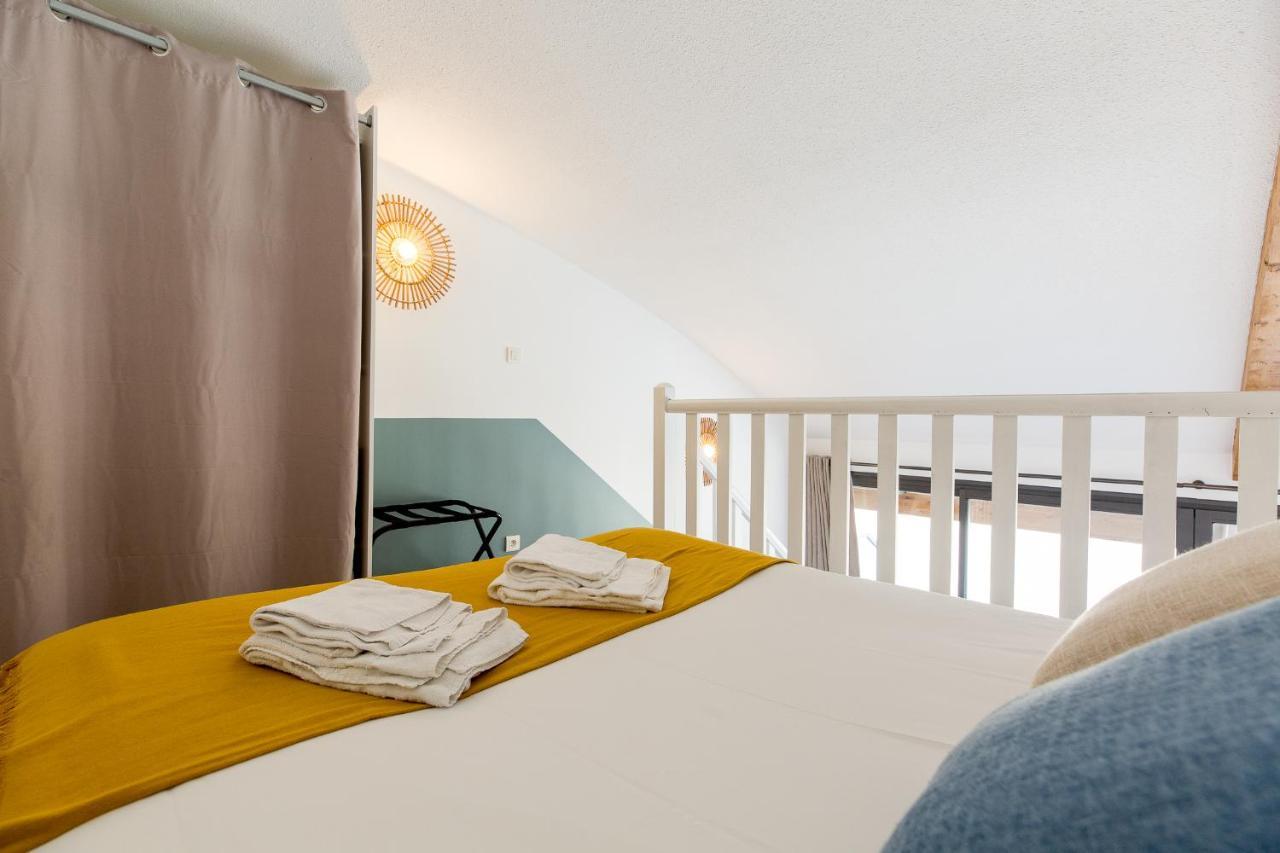 Appart'Hotel Les Lofts Du Grand Lac De Lozere ランゴーニュ エクステリア 写真