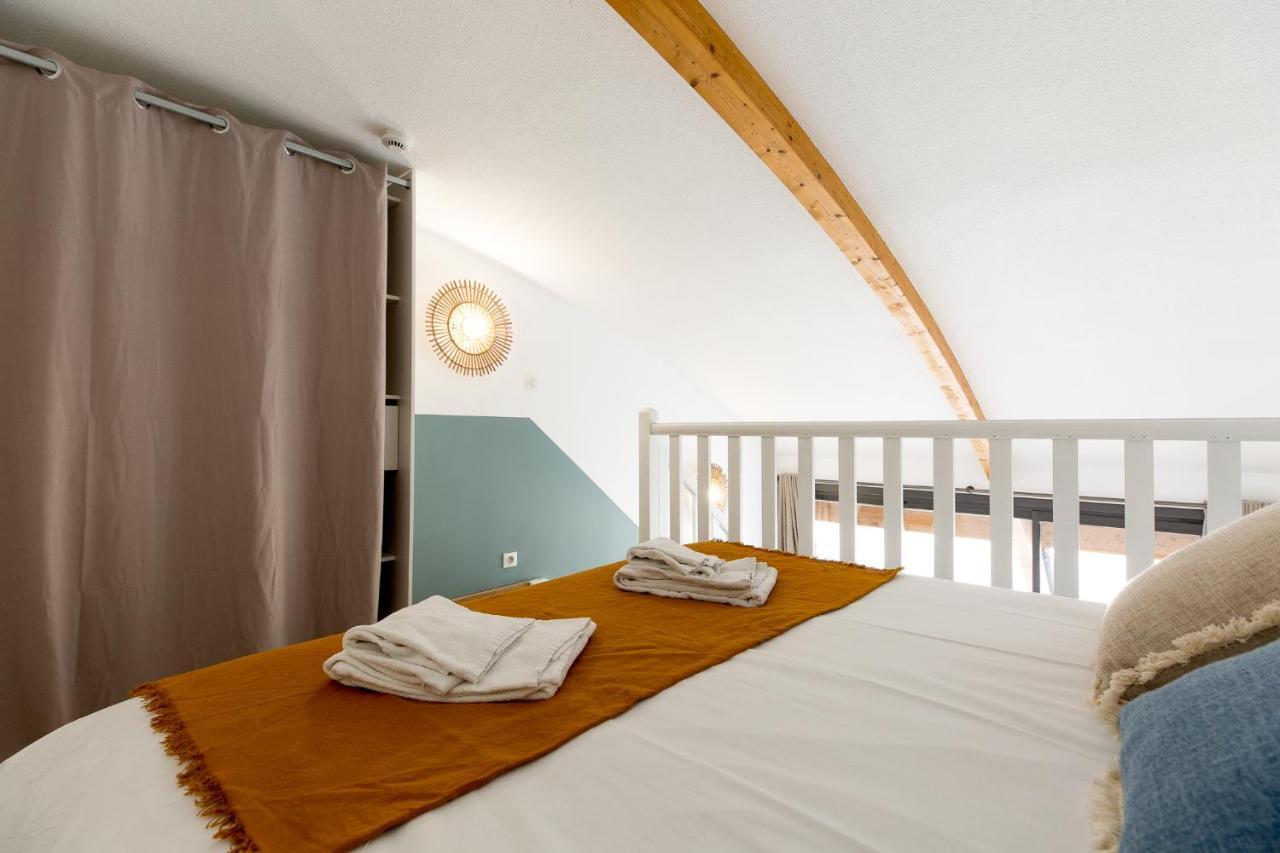 Appart'Hotel Les Lofts Du Grand Lac De Lozere ランゴーニュ エクステリア 写真