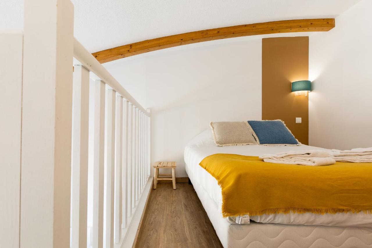Appart'Hotel Les Lofts Du Grand Lac De Lozere ランゴーニュ エクステリア 写真
