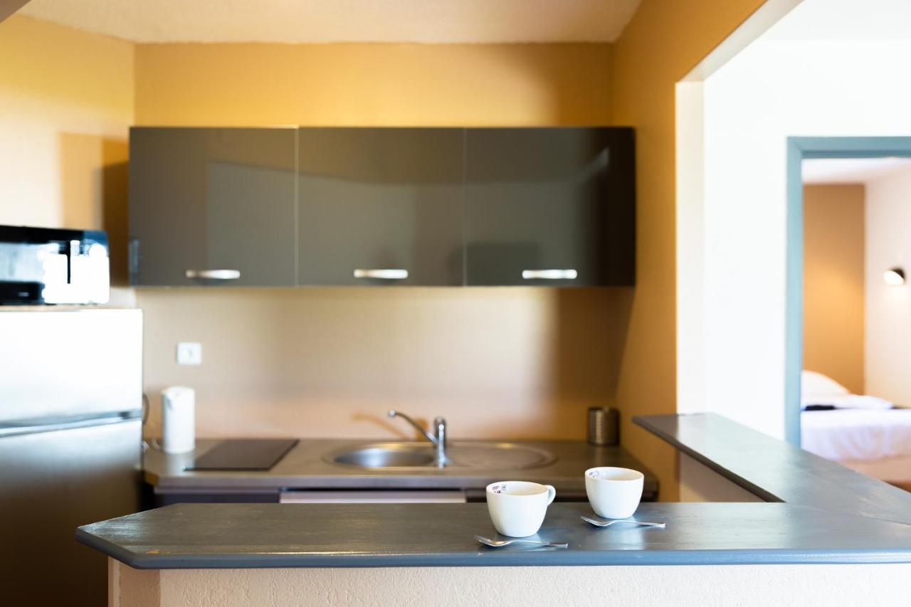 Appart'Hotel Les Lofts Du Grand Lac De Lozere ランゴーニュ エクステリア 写真