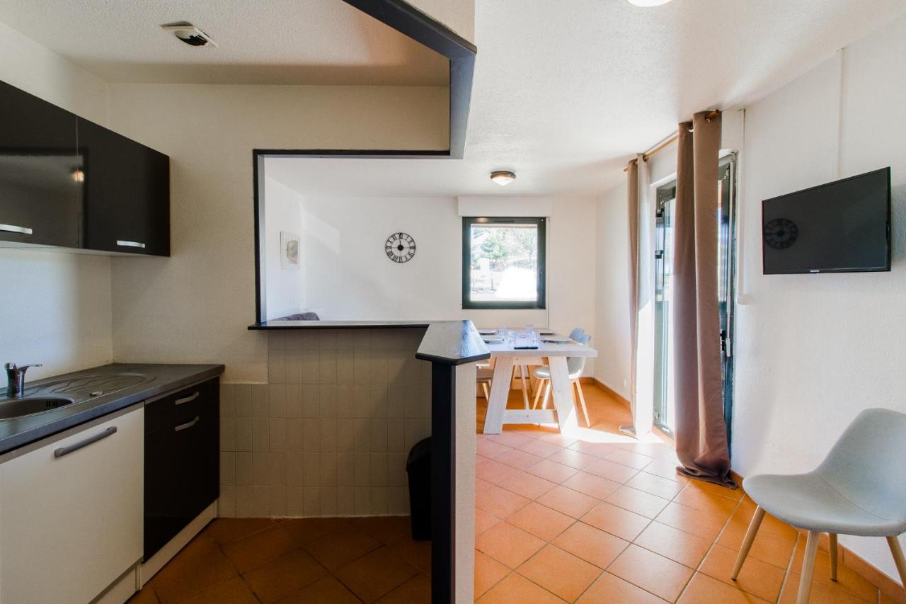 Appart'Hotel Les Lofts Du Grand Lac De Lozere ランゴーニュ エクステリア 写真